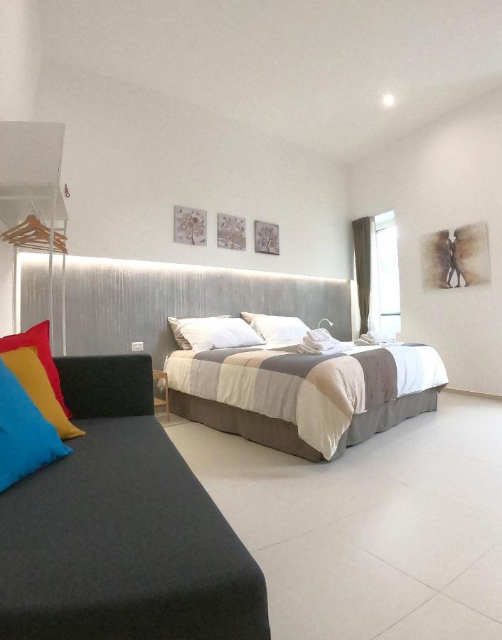 Catania Home Dante Accommodations Esterno foto